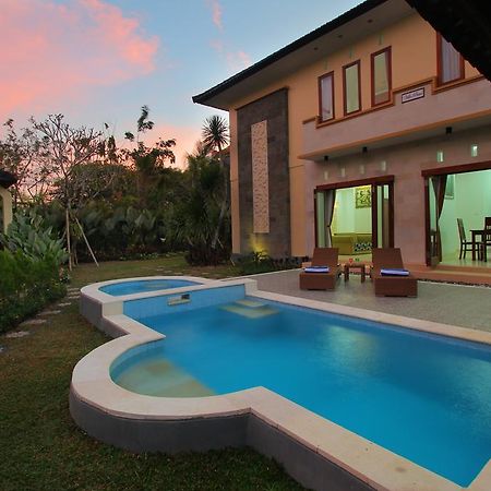 Villa Damai Jimbaran Pokoj fotografie